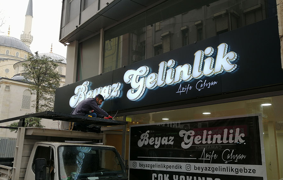 Krom Kutu Harf